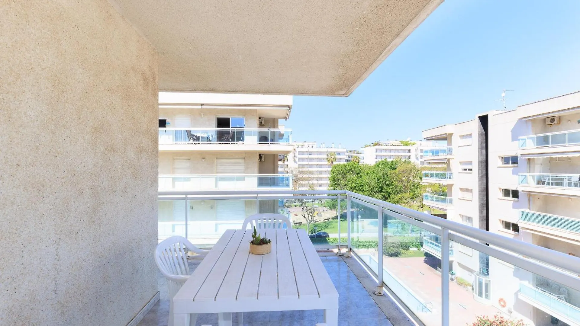 Rentalmar Aventura Salou Apartment